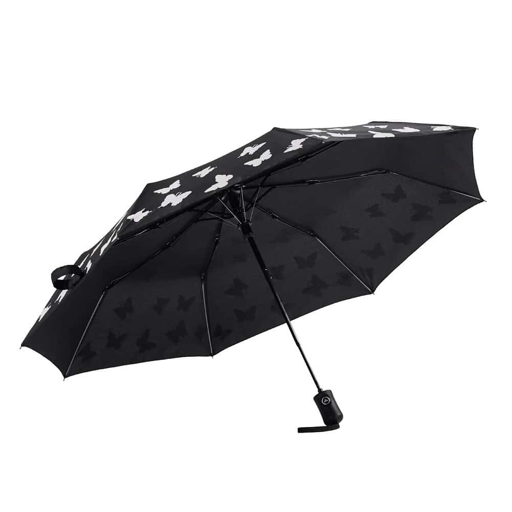 colourchangingumbrella black shaft
