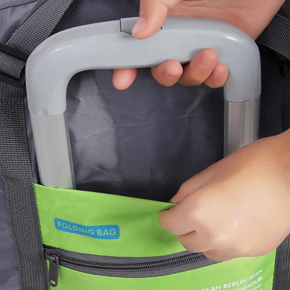 foldabletravelguffelbag green hold