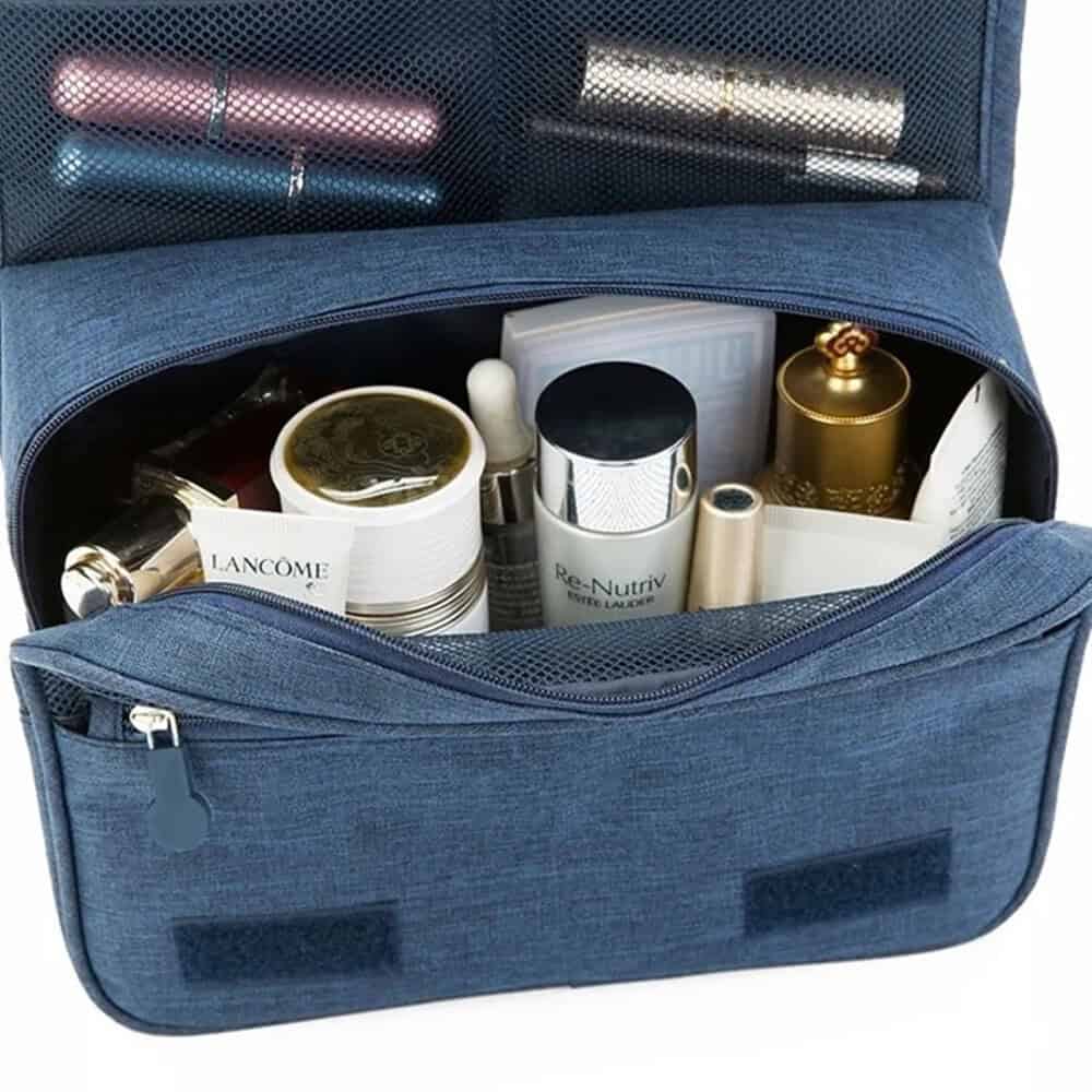 toiletrybag blue inside